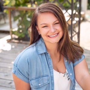 Meet your Posher, Devin